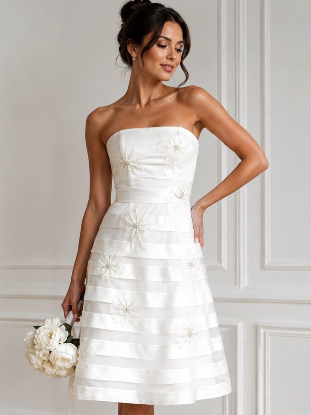 ‎NWT Galina Floral Appliqué Short Wedding Reception Dress Size 8
